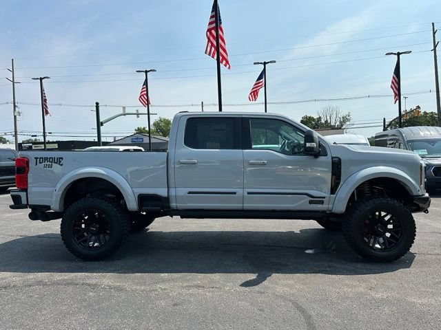New 2026 Ford F250 Lariat w/ Black Appearance Package AWD/4WD image 4