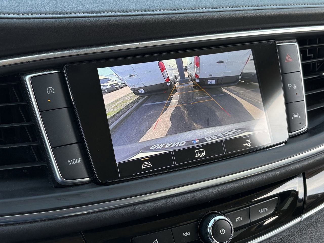 Used 2023 Buick Enclave Essence w/ Sport Touring Edition image 21