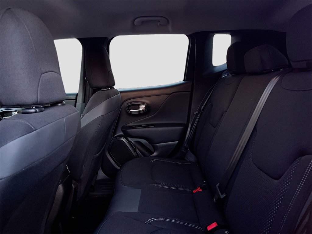 Used 2023 Jeep Renegade Latitude w/ Premium Group image 24