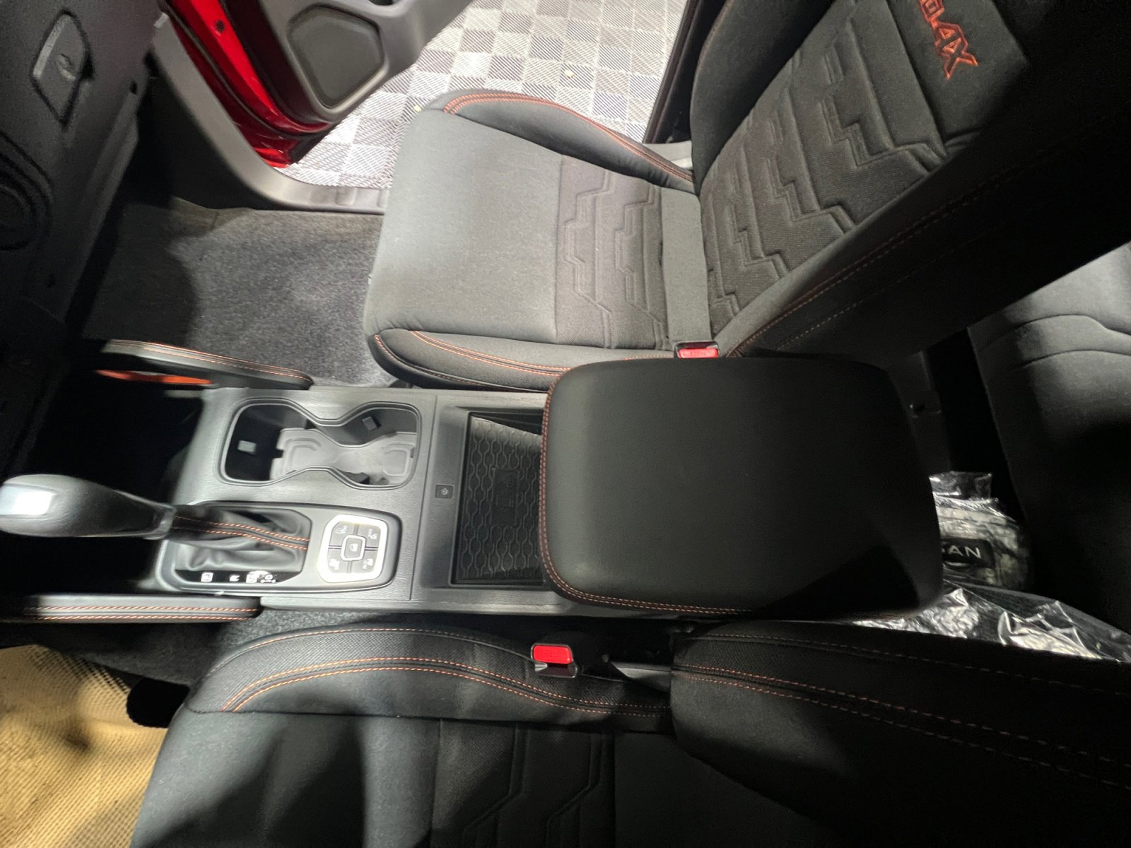 New 2026 Nissan Frontier PRO-4X image 15