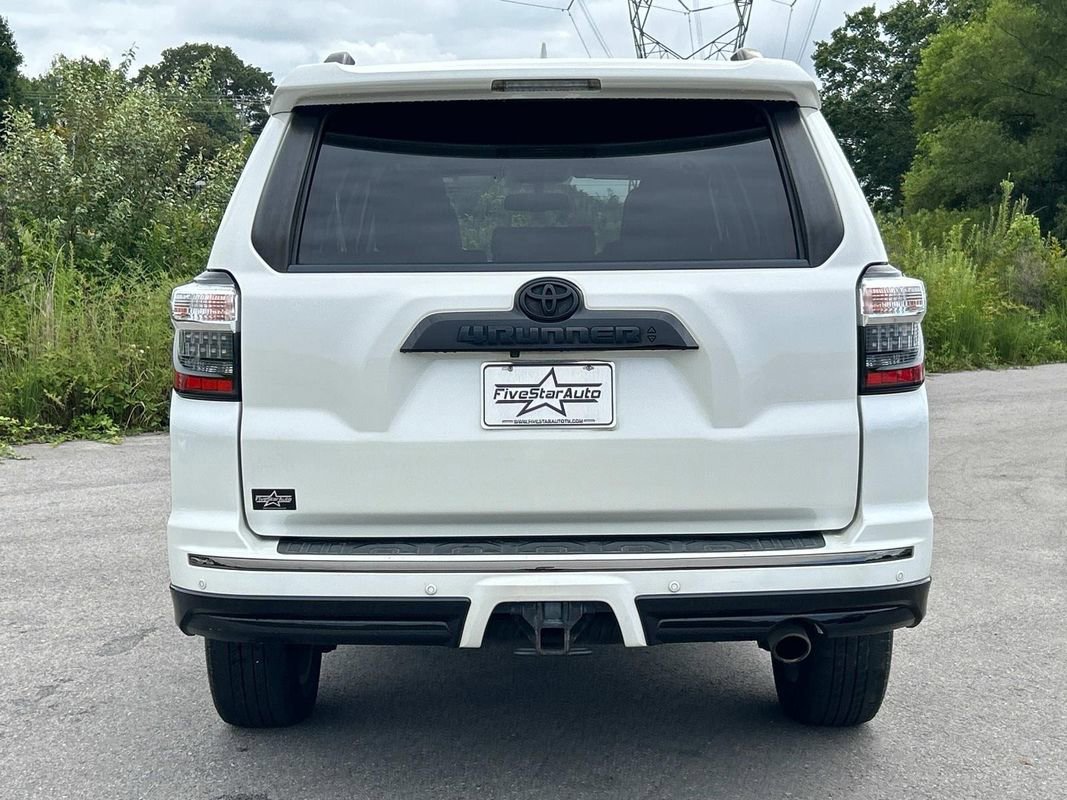 Used 2019 Toyota 4Runner Limited image 4