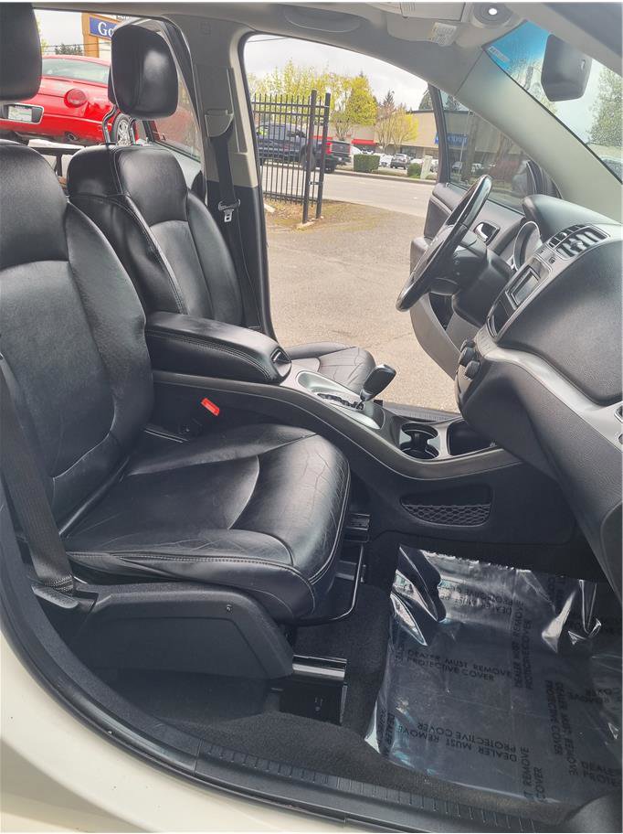 Used 2012 Dodge Journey R/T w/ Flexible Seating Group image 13