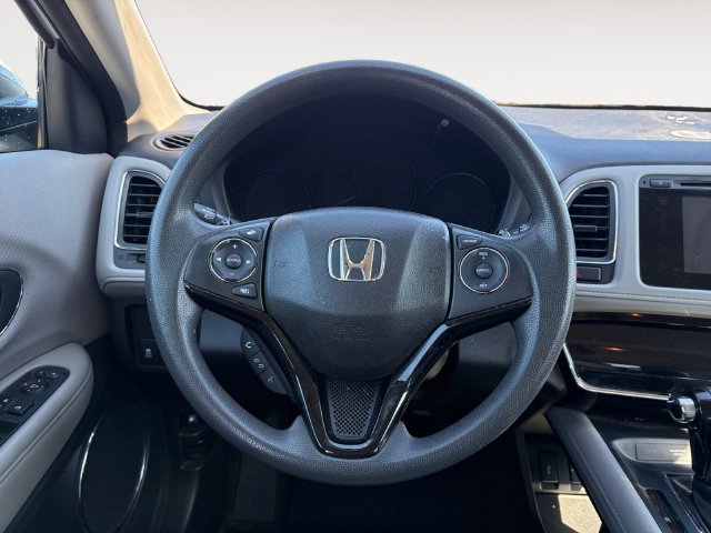 Used 2017 Honda HR-V EX image 12