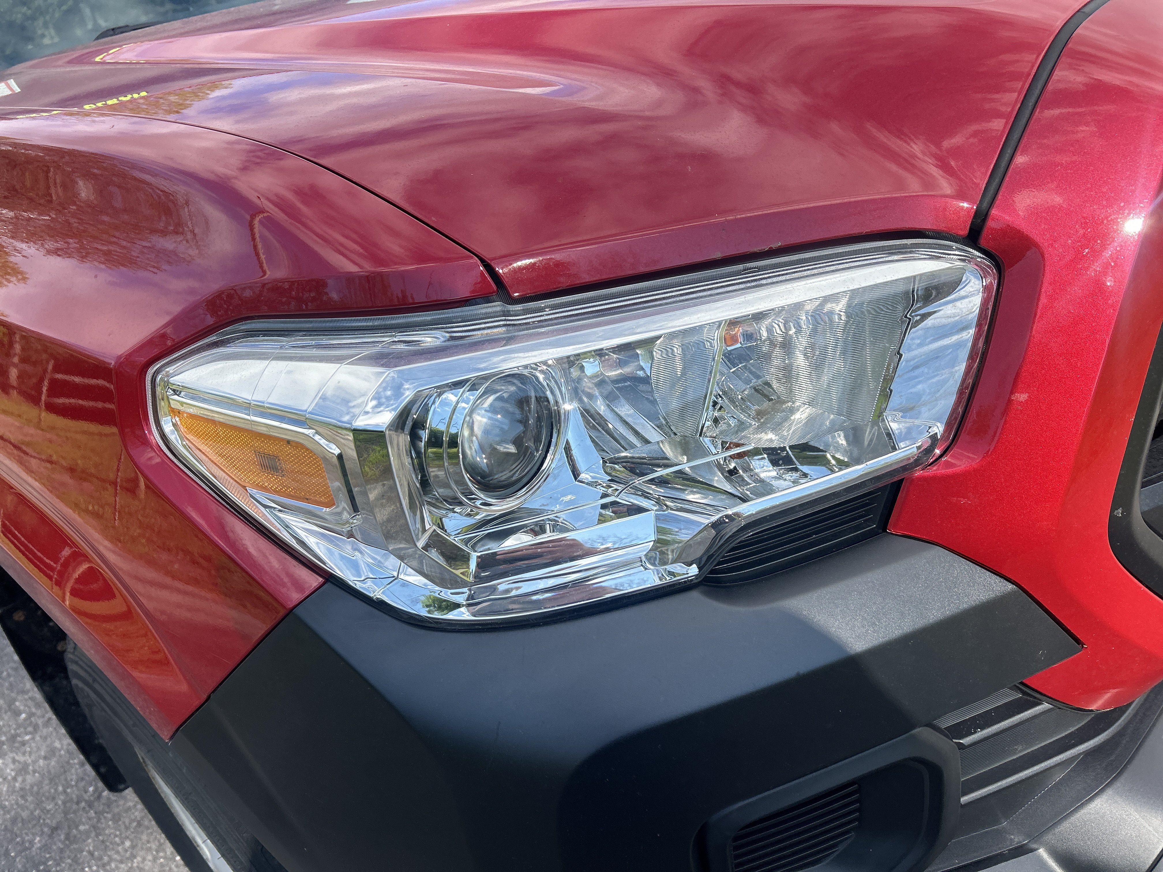 Used 2019 Toyota Tacoma SR AWD/4WD image 10