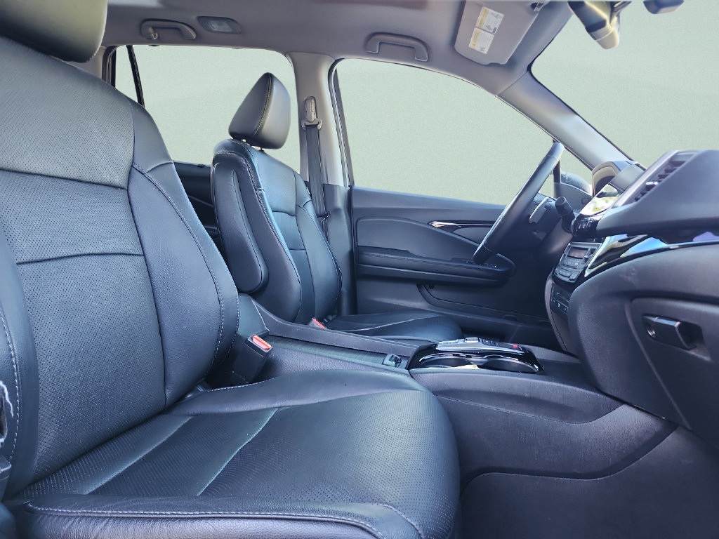 Used 2017 Honda Pilot Elite image 20