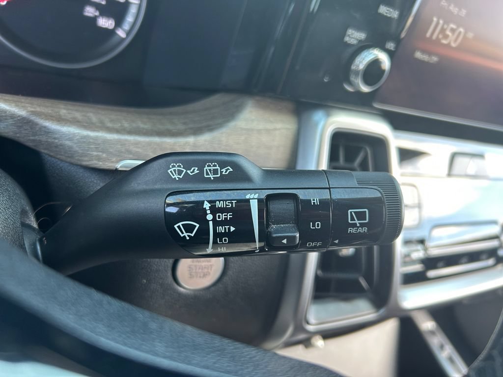 Used 2023 Kia Sorento S w/ Panoramic Sunroof Package AWD/4WD image 20