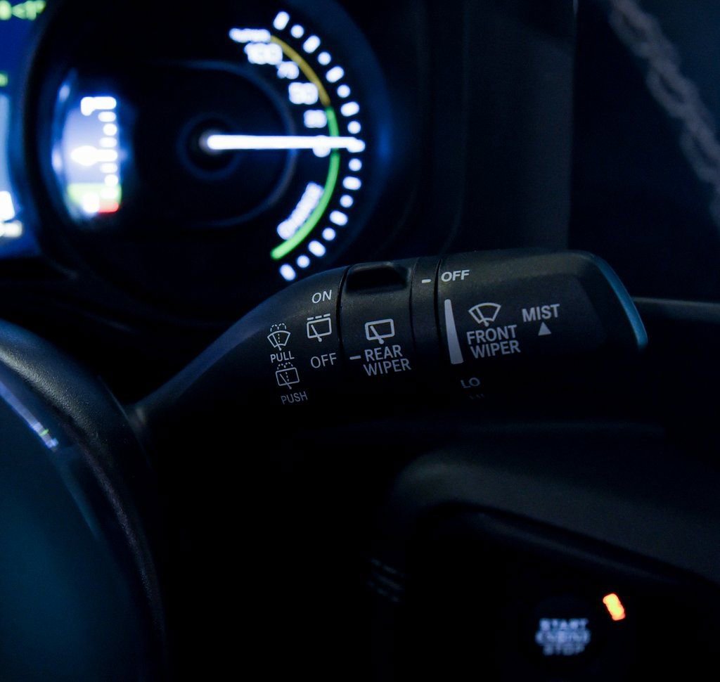 Used 2025 Jeep Wrangler Unlimited Sahara AWD/4WD image 27