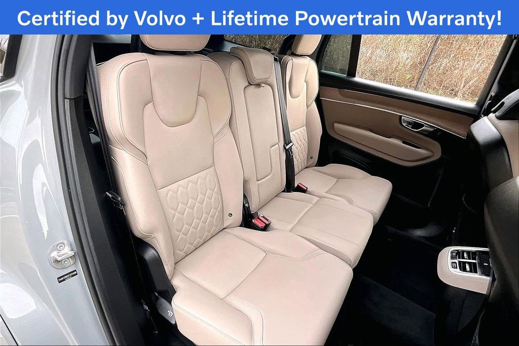 Used 2025 Volvo XC90 B5 Plus image 35