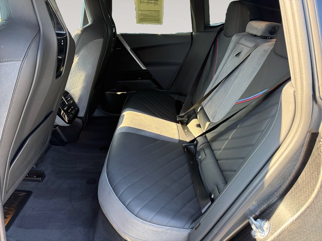 Certified 2026 BMW iX xDrive60 w/ M Sport Package AWD/4WD image 13
