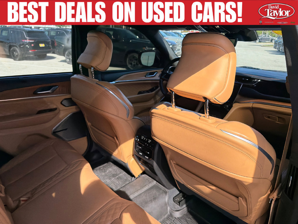 Used 2022 Jeep Grand Cherokee Summit AWD/4WD image 41