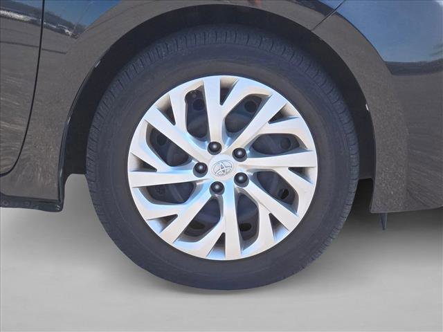 Used 2016 Toyota Corolla LE image 20