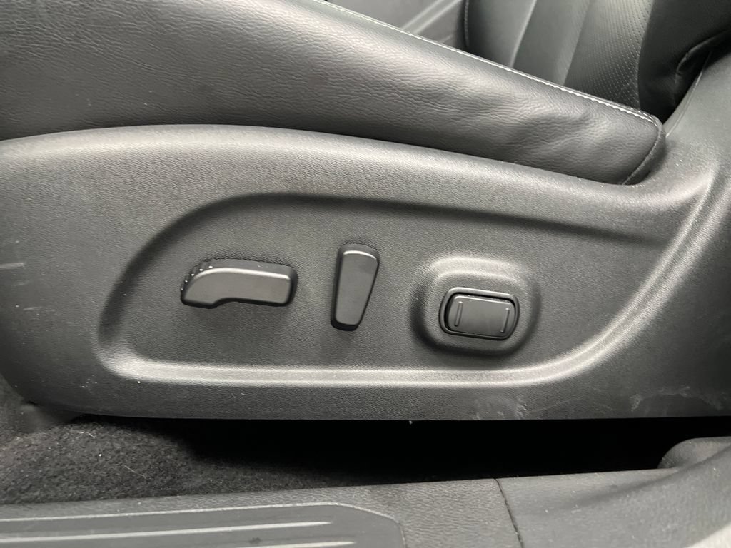Used 2024 Nissan Murano SL FWD image 13
