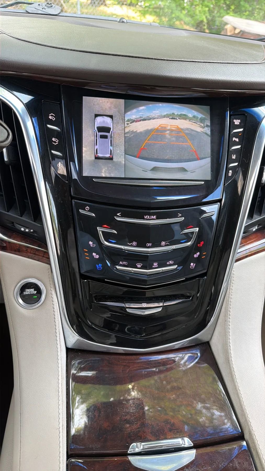 Used 2015 Cadillac Escalade ESV Luxury AWD/4WD image 44