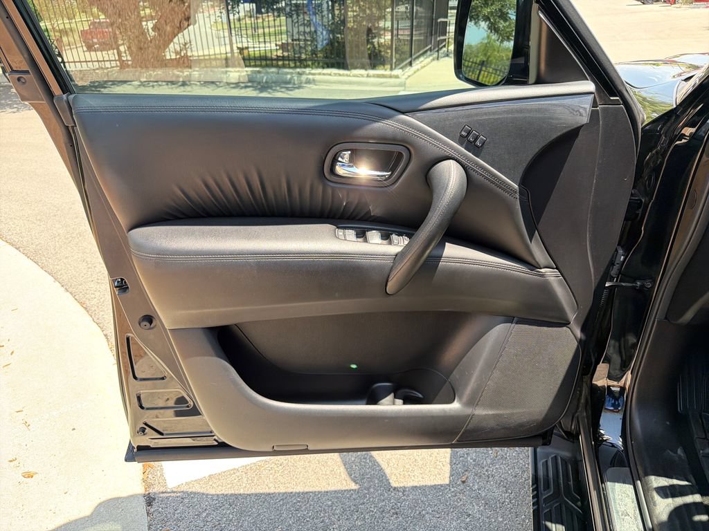 Used 2023 Nissan Armada SL w/ Midnight Edition Package RWD image 19