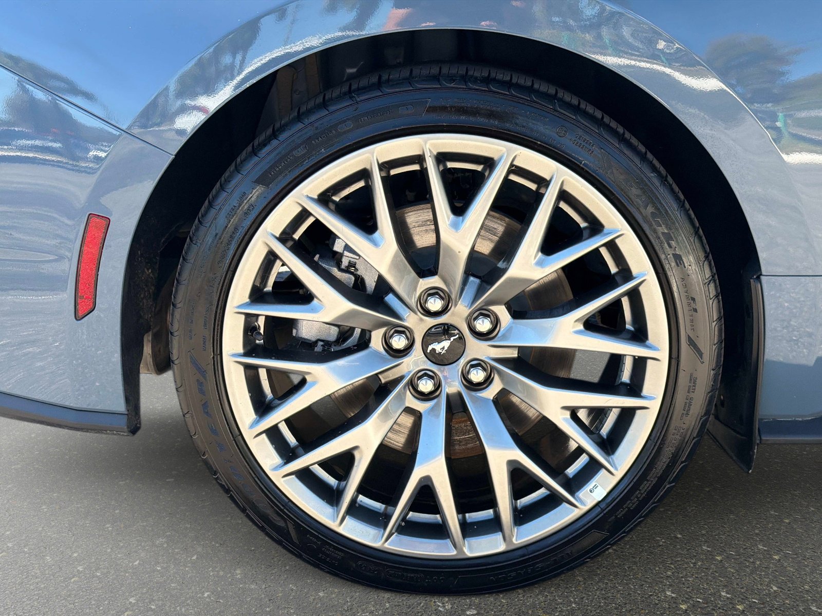 Used 2025 Ford Mustang GT Premium image 19