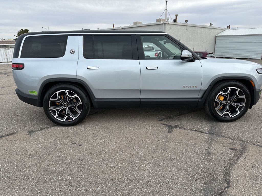 Used 2023 Rivian R1S Adventure image 8