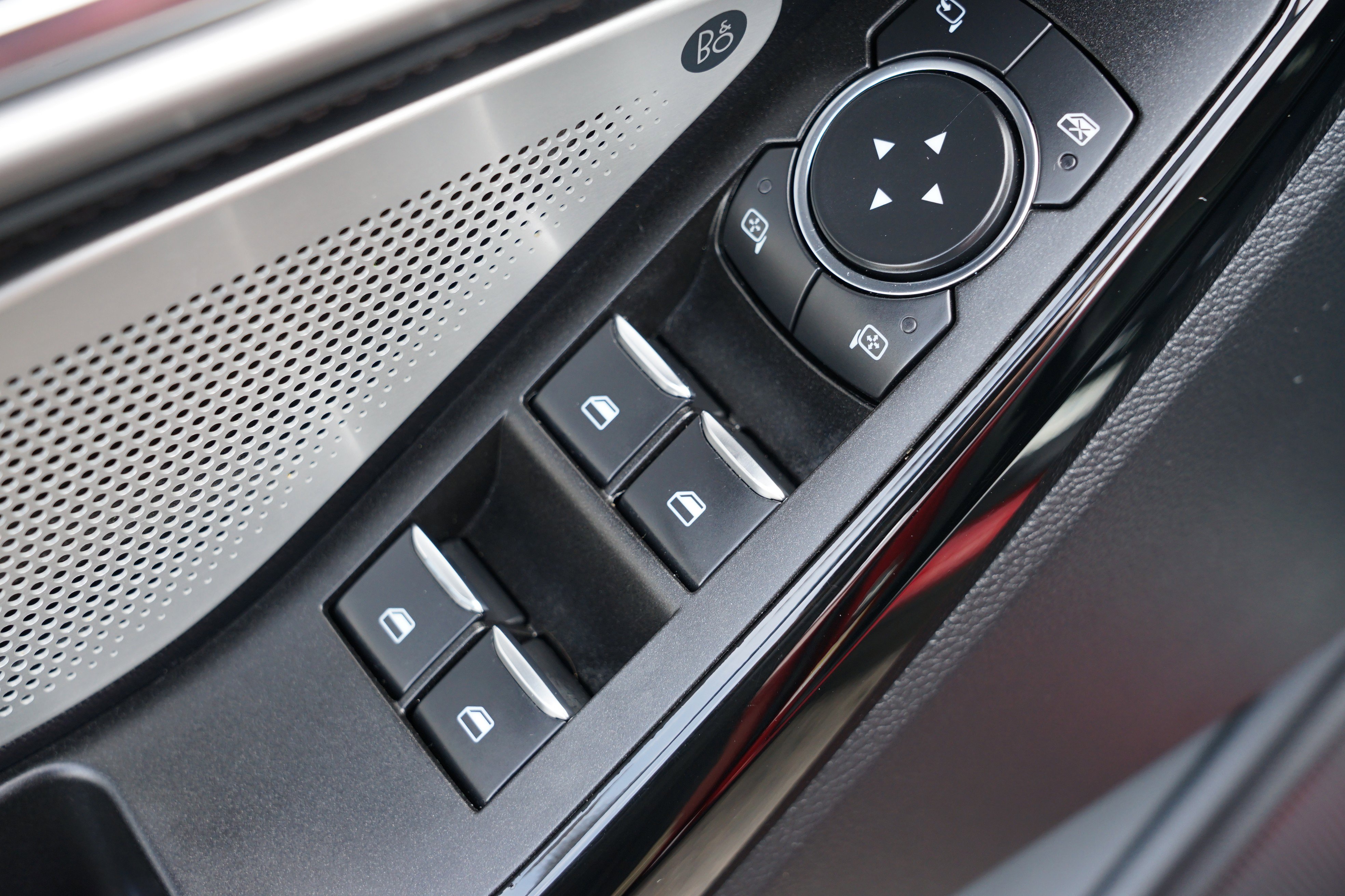 Used 2021 Ford Explorer Platinum w/ Equipment Group 601A image 18