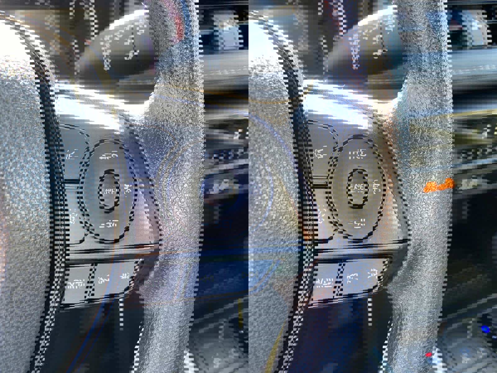 Used 2024 Toyota RAV4 LE image 15