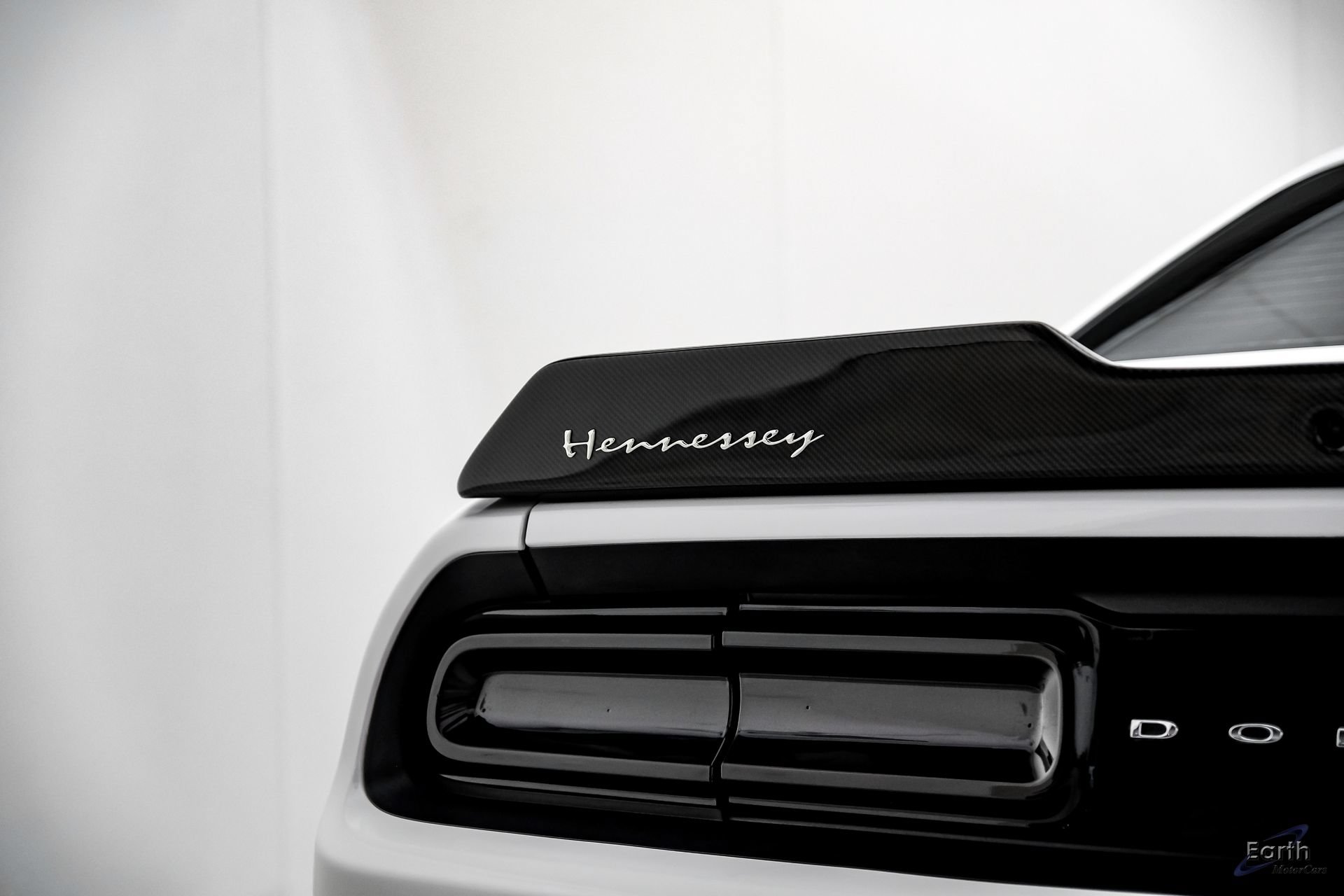 Used 2018 Dodge Challenger SRT Hellcat RWD image 17