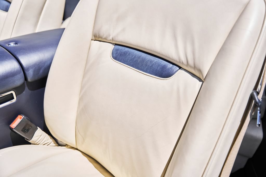Used 2009 Rolls-Royce Phantom Drophead Coupe RWD image 49