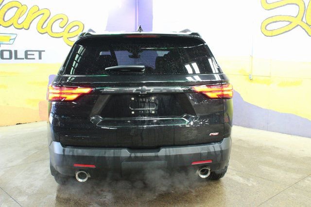 Used 2023 Chevrolet Traverse RS image 7