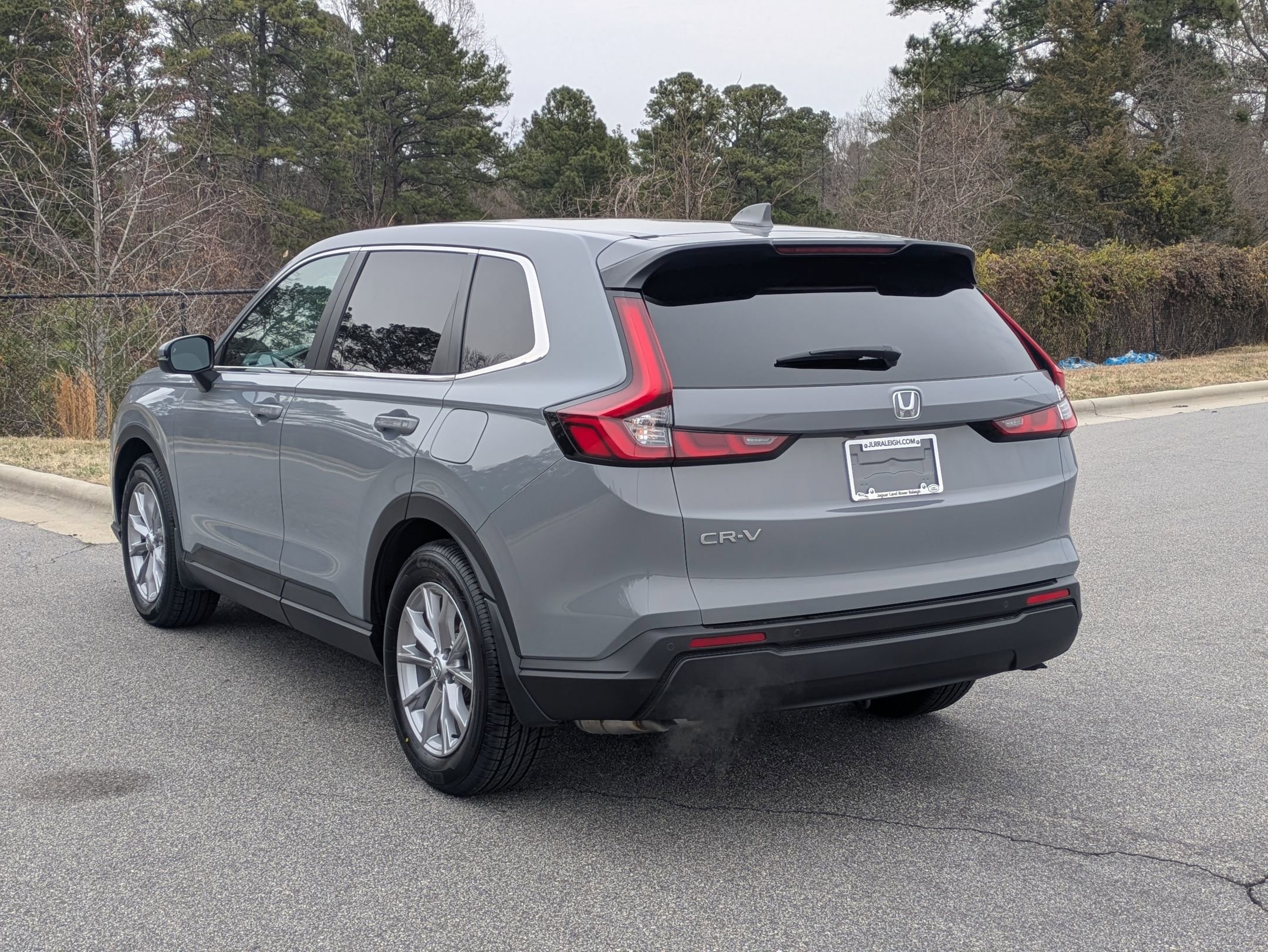 Used 2025 Honda CR-V EX-L image 7