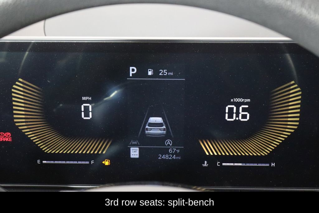 Used 2025 Kia Sorento LX image 11