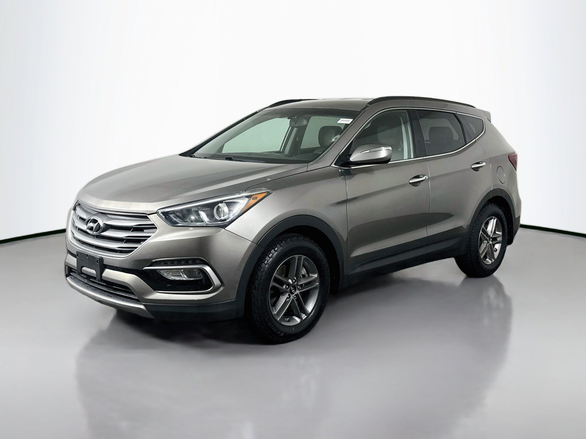 Used 2017 Hyundai Santa Fe Sport FWD image 4