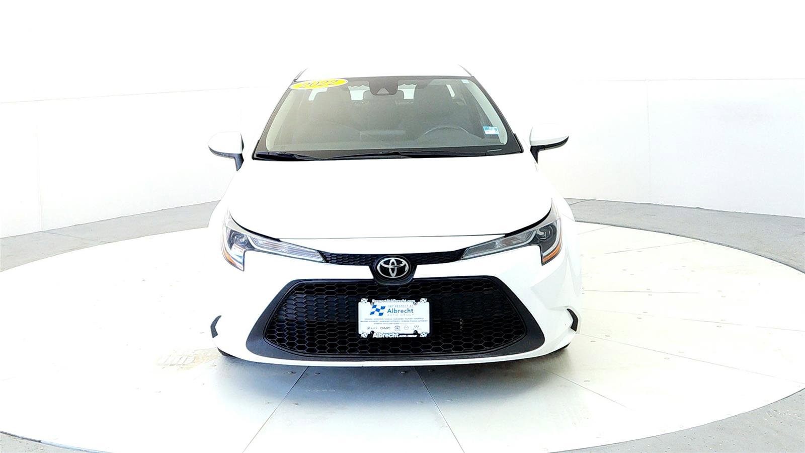 Certified 2022 Toyota Corolla LE w/ LE Convenience Package image 8