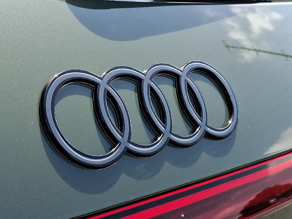 New 2026 Audi SQ5 Premium Plus AWD/4WD image 18