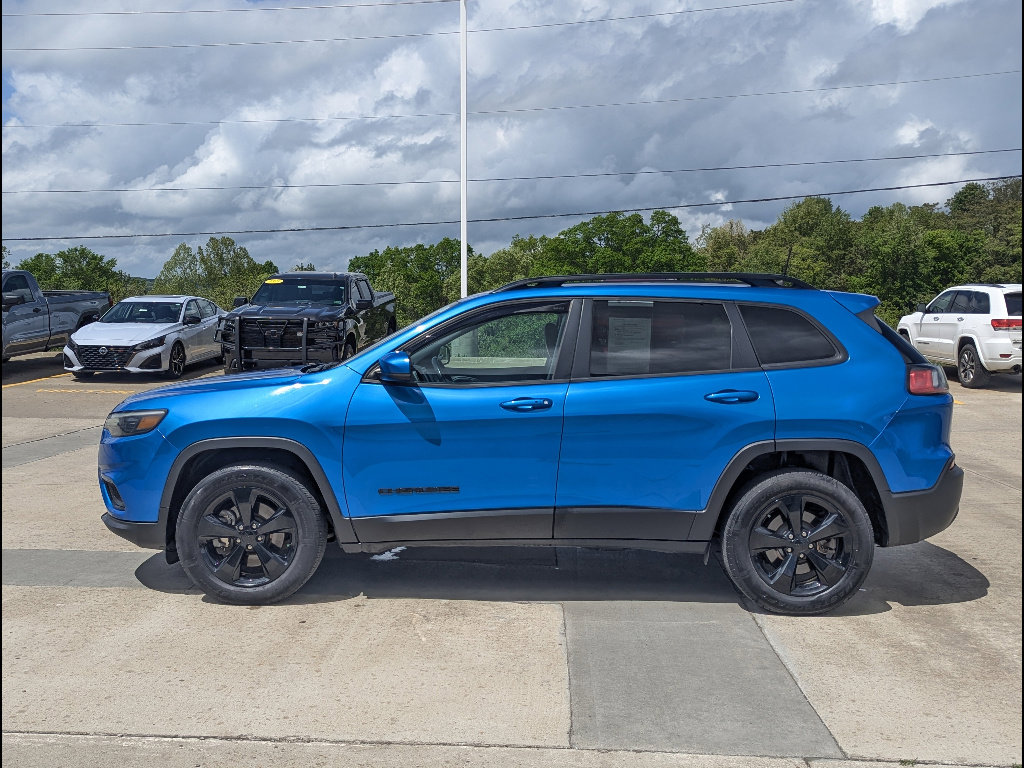 Used 2020 Jeep Cherokee Latitude Plus AWD/4WD image 9
