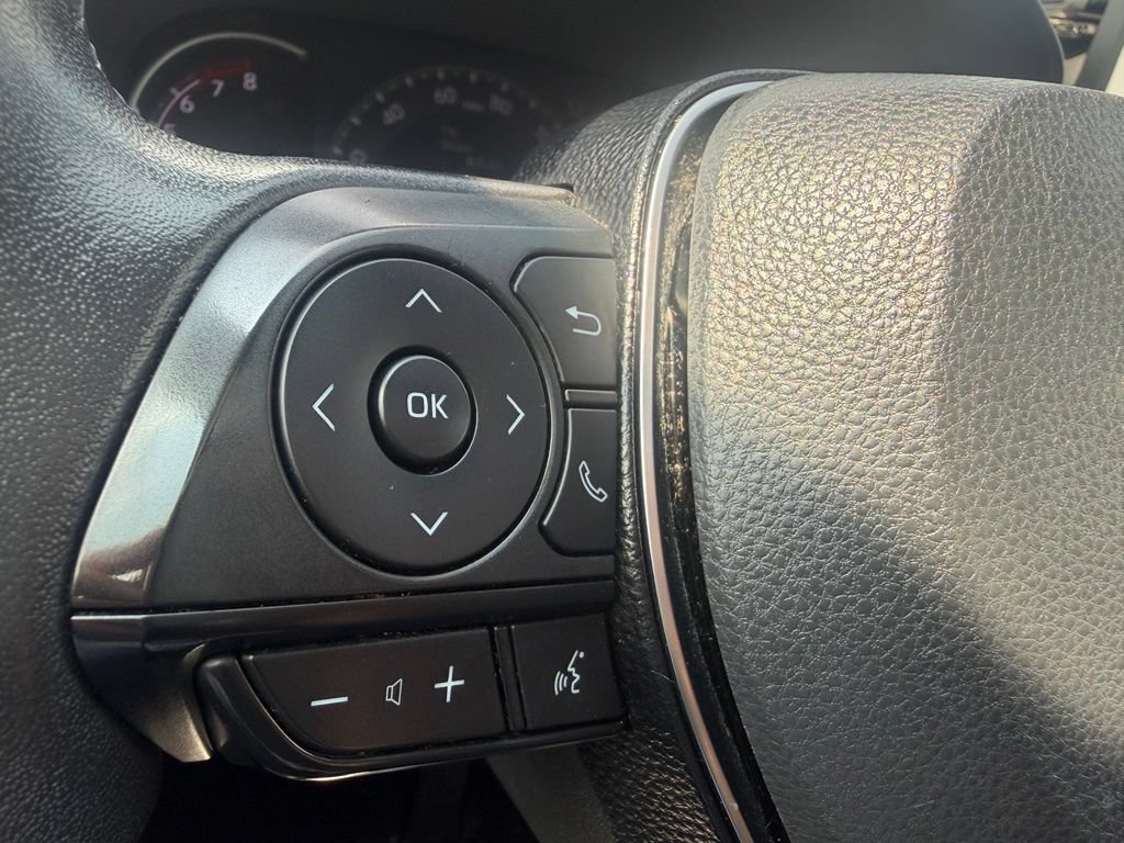 Used 2019 Toyota RAV4 Limited w/ Cold Weather Package AWD/4WD image 27