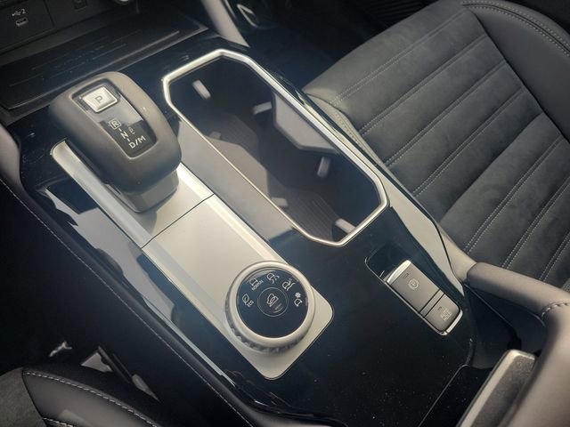 New 2026 Mitsubishi Outlander SE image 33