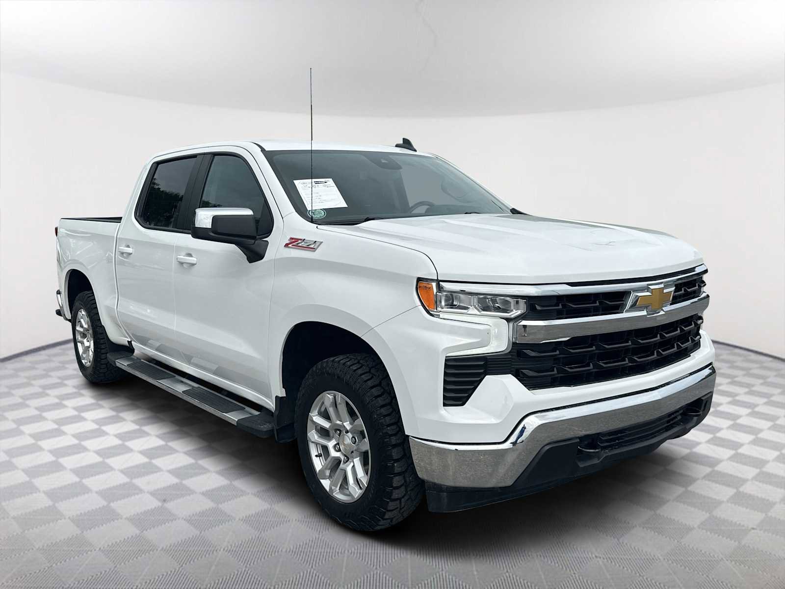 Used 2025 Chevrolet Silverado 1500 LT