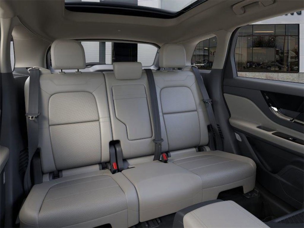 New 2026 Lincoln Corsair Reserve w/ Rear Removable Package Tray image 11