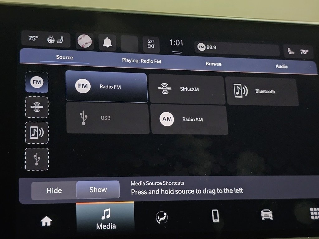 Used 2024 Jeep Compass Limited image 4