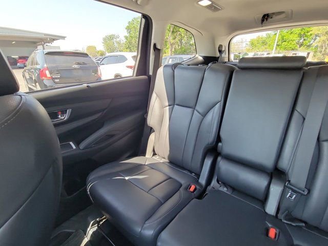 Used 2023 Subaru Ascent Limited w/ Technology Package image 4