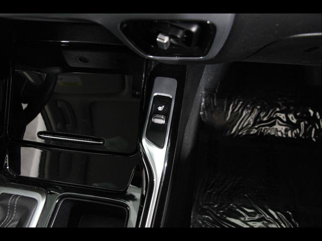 Used 2023 Kia Sorento SX image 18