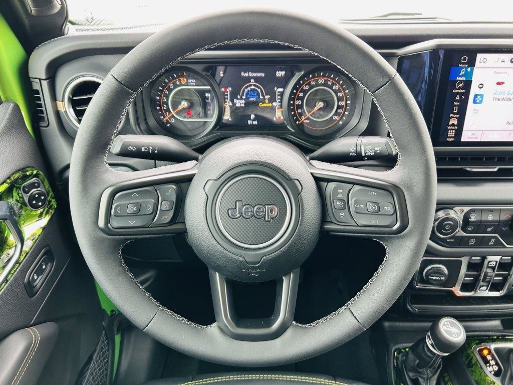 New 2025 Jeep Gladiator Sport w/ Premium Package image 18