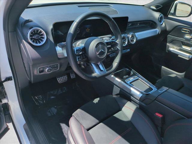 Used 2025 Mercedes-Benz GLB 35 AMG 4MATIC image 10