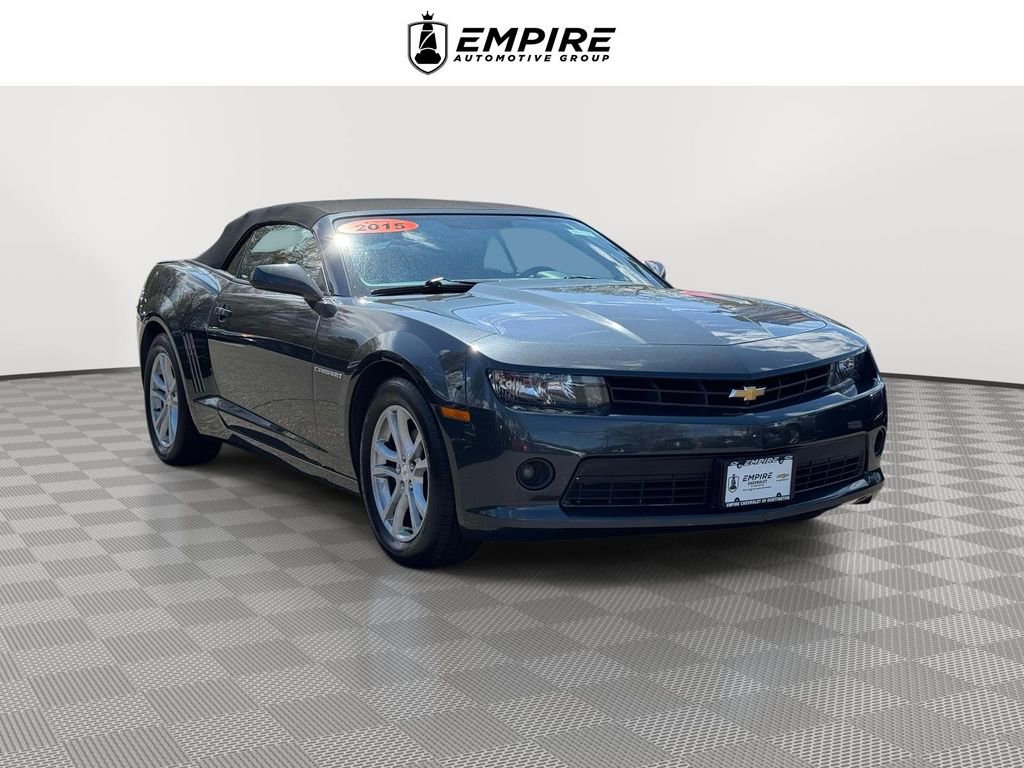 Used 2015 Chevrolet Camaro LT RWD image 1