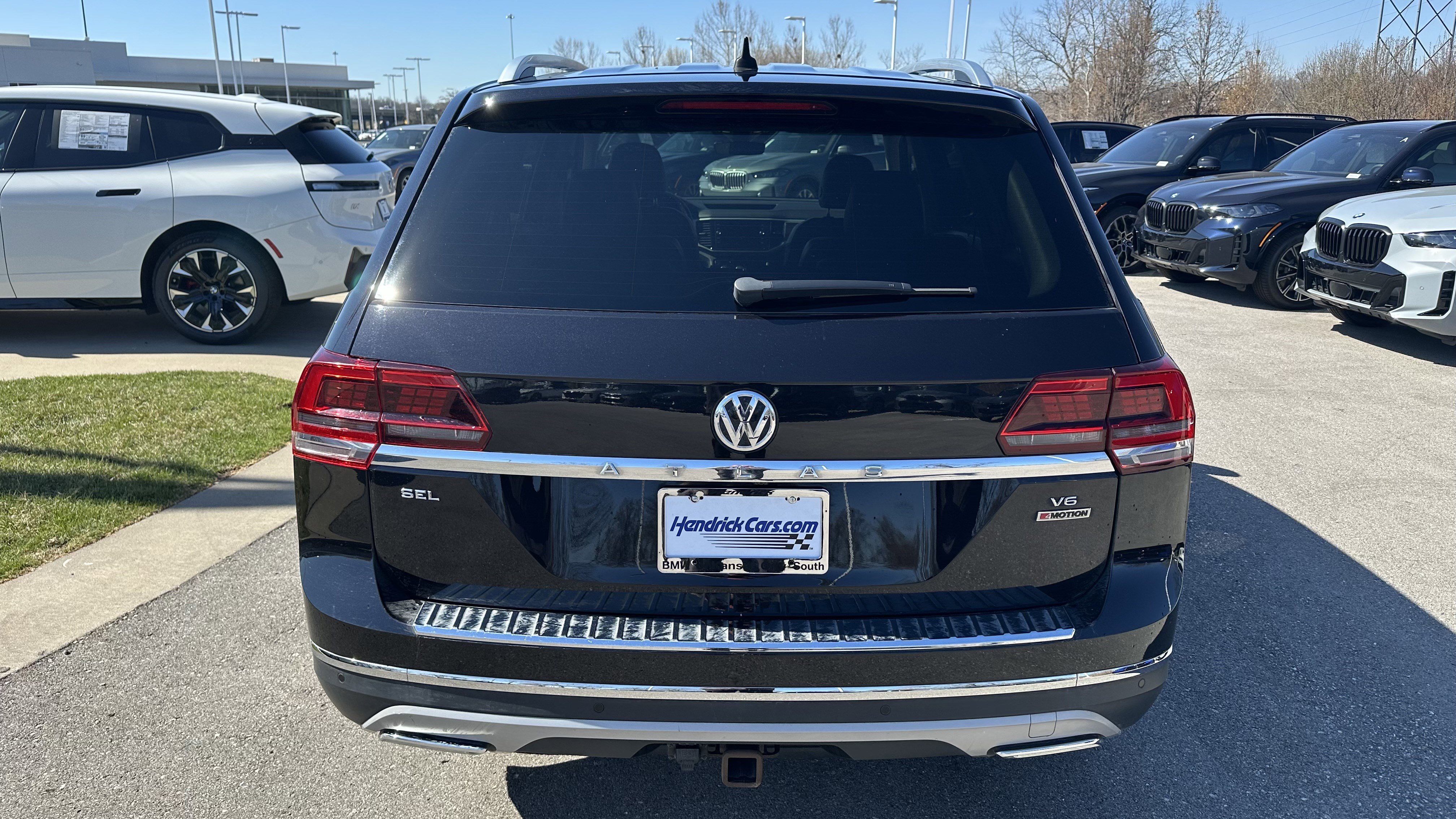 Used 2019 Volkswagen Atlas SEL Premium image 9