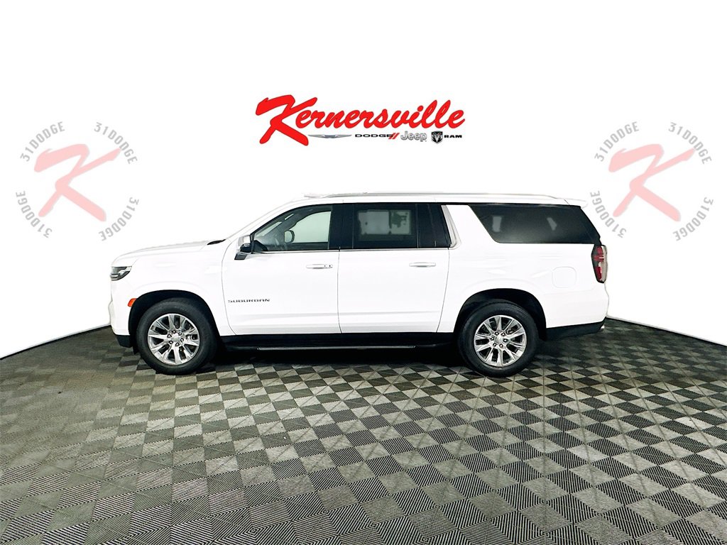 Used 2023 Chevrolet Suburban Premier image 4