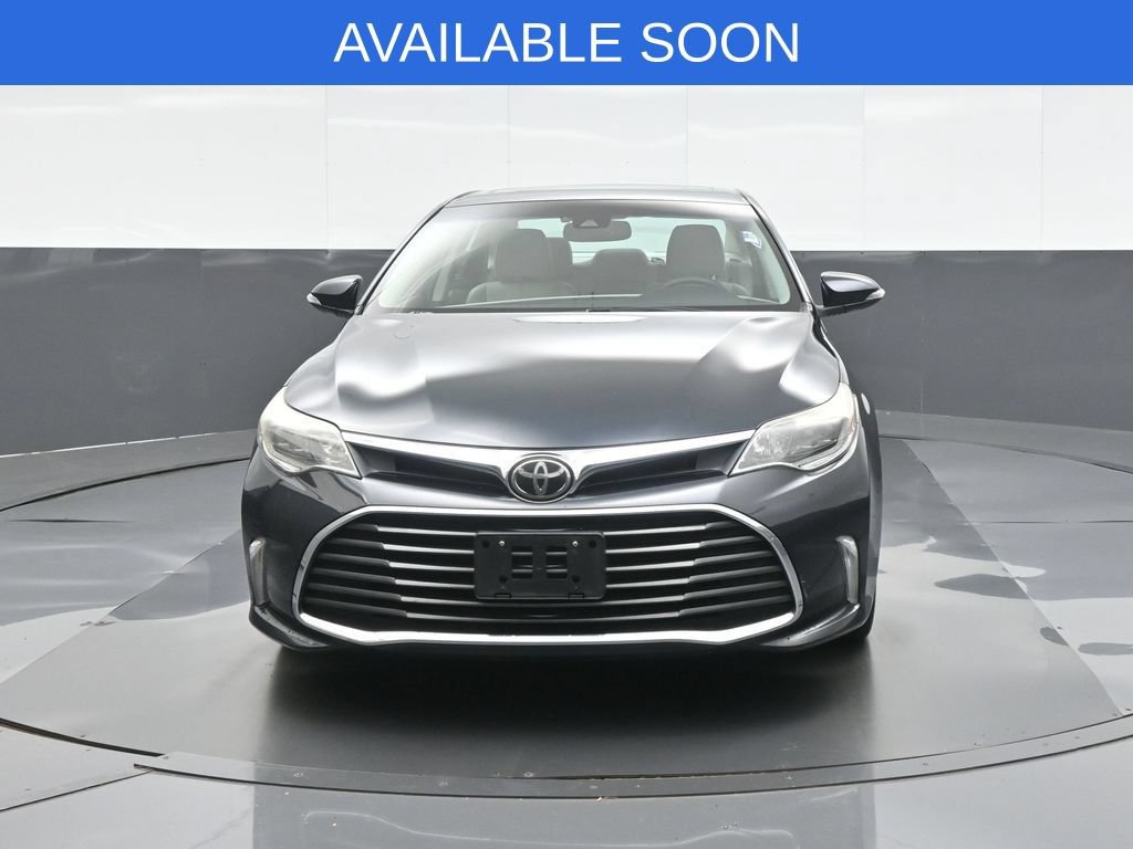 Used 2016 Toyota Avalon Limited w/ Toyota Safety Sense Package FWD image 2