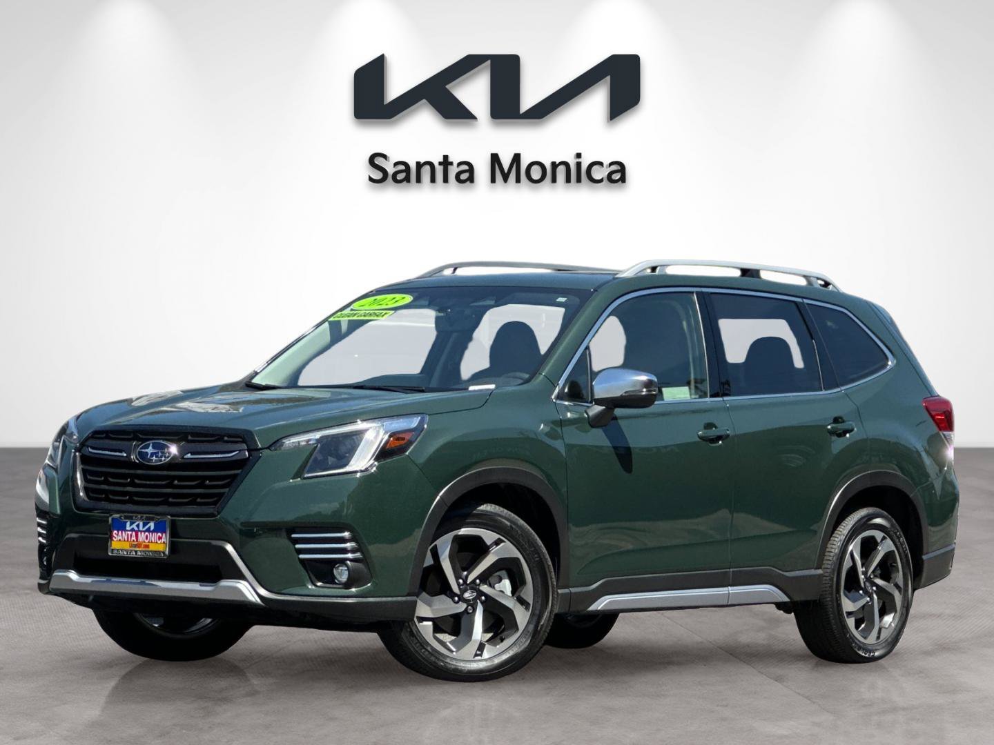 Used 2023 Subaru Forester Touring AWD/4WD image 2