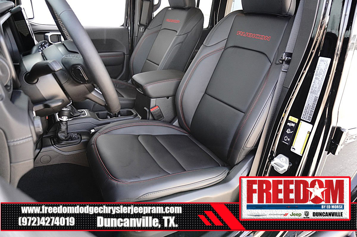 Certified 2026 Jeep Wrangler Unlimited Rubicon AWD/4WD image 13