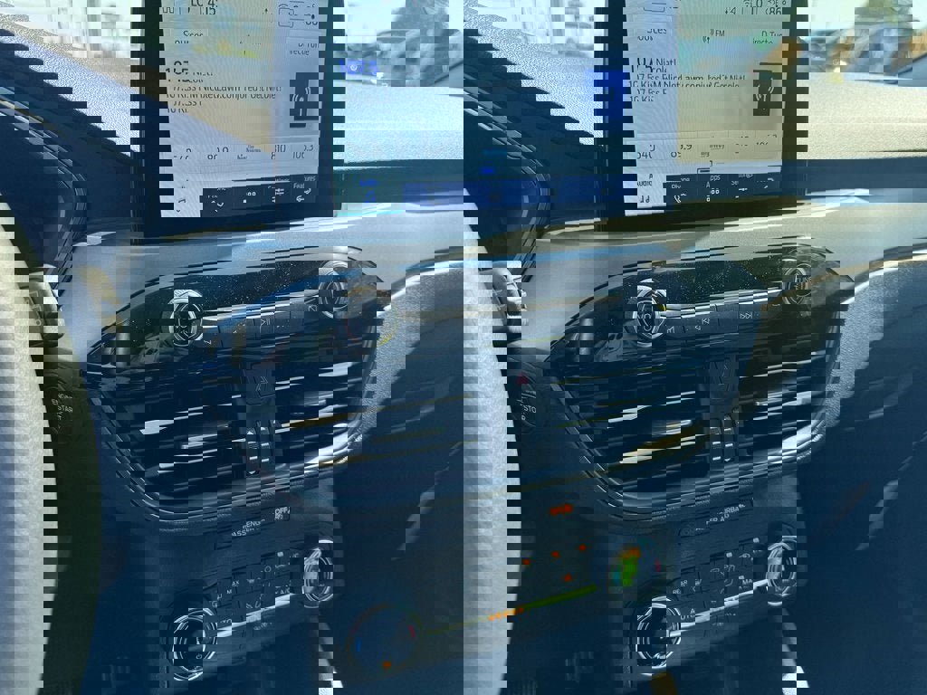 New 2025 Ford Escape Active image 19