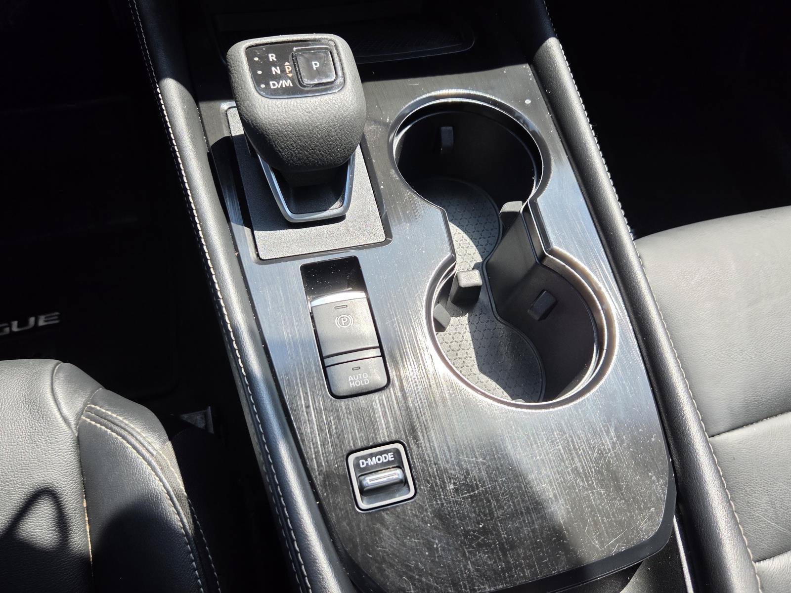 Used 2023 Nissan Rogue SL FWD image 32