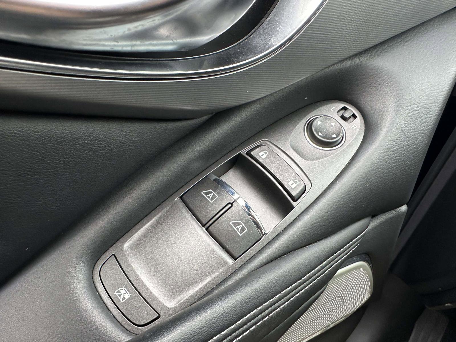 Used 2022 INFINITI Q60 3.0t Luxe w/ Cargo Package image 33