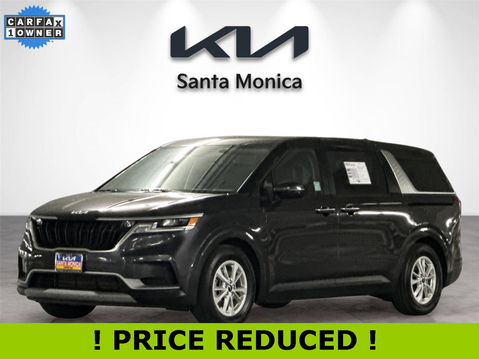 Certified 2024 Kia Carnival LX image 1